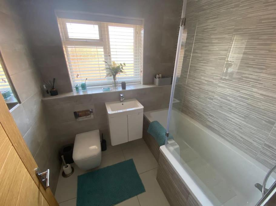 Beautiful 3 Bed Home In The Heart Of New Forest Hordle Exterior foto